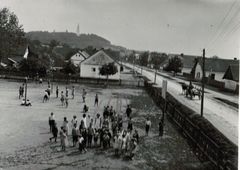 školní hřiště, 40. léta 20.století